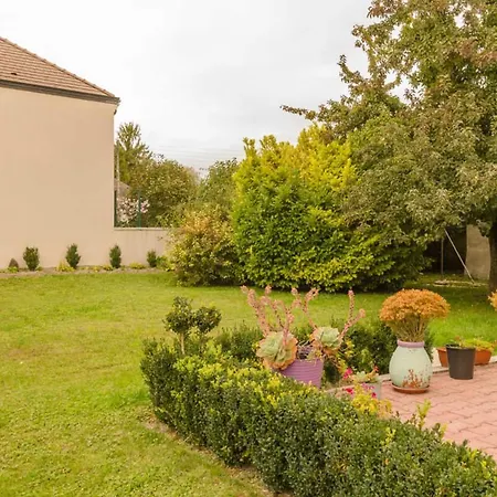 Le Beau Lieu Holiday home